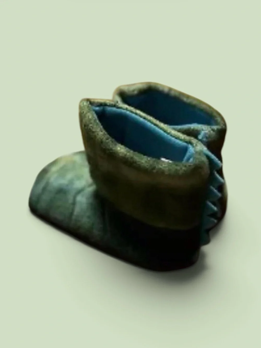 Cat & Jack Toddler Boys Green Dinosaur Claw Feet Slipper Boots Size 12-24 Months
